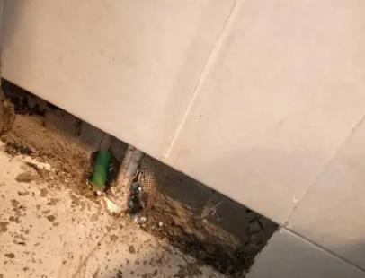 双鸭山楼顶漏水维修公司分享下修复水管漏水的几种小方法